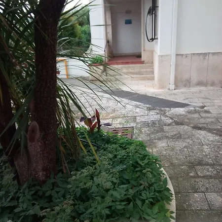Apartment Ariazzurra S. Bart. San Bartolomeo Al Mare