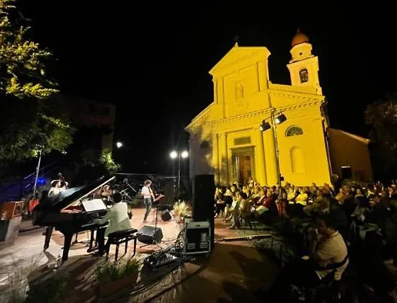 Ariazzurra S. Bart. San Bartolomeo Al Mare